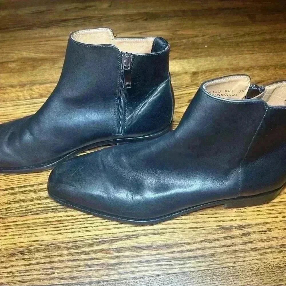 Hugo Boss leather side zip Chelsea boots - As always  Free Shipping!!! - Picture 2 of 4